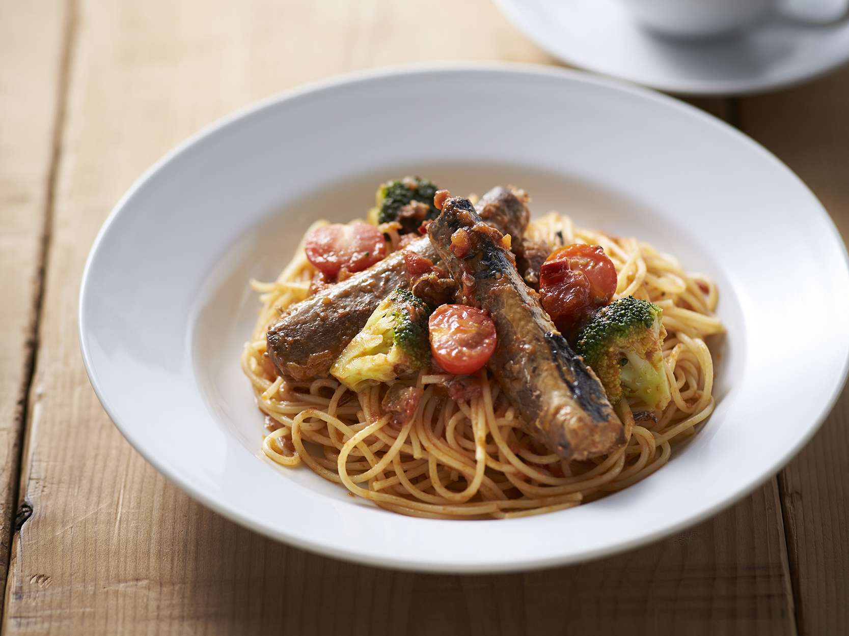 変わらぬ味を守りながら、 新たな可能性も広げてくれる業務用レンジ。