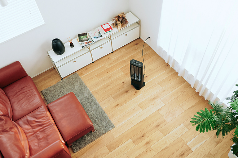 リビングなどの広いお部屋の補助暖房として